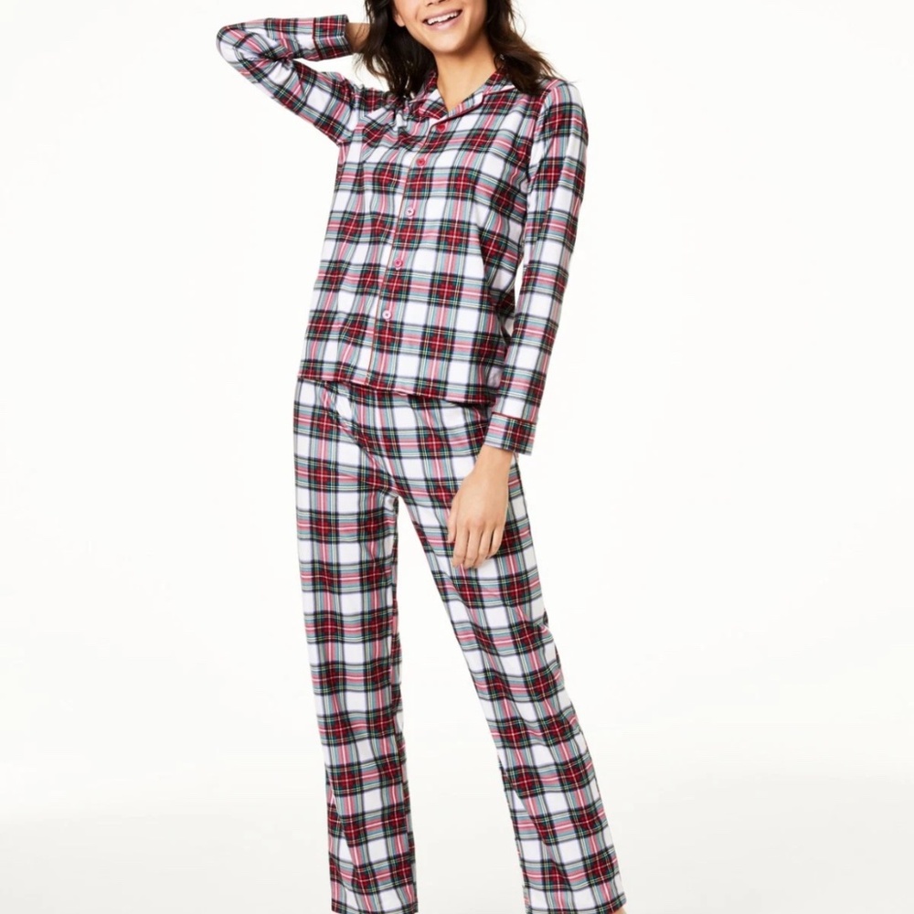 Women’s Holiday Christmas Stewart Plaid 2 Piece Pajama Set XXL